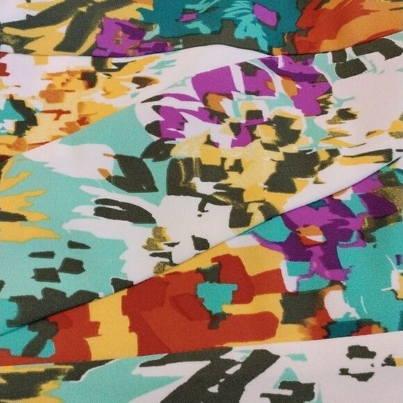 AGB Floral Dress - Picture 10 of 11